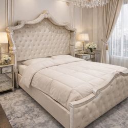 REGAL 🤍🤍😍😍 VICTORIAN STYLE BED 🤍🤍😍😍