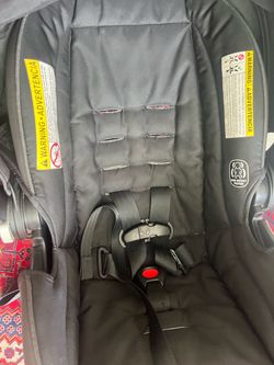Infant Car Seat with 5-Point Harness