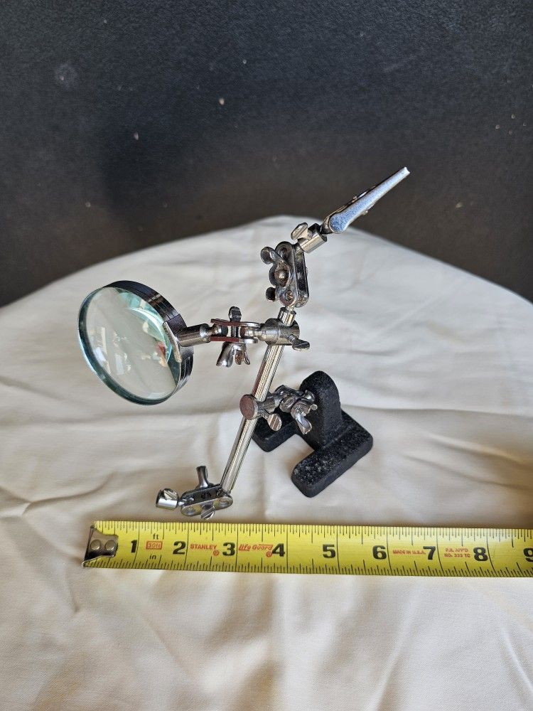 Fly Fish Lure Tying Stand