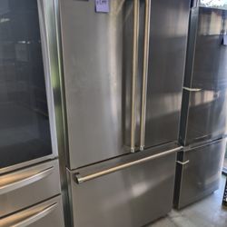 New Viking - French Door Refrigerator - Stainless Steel