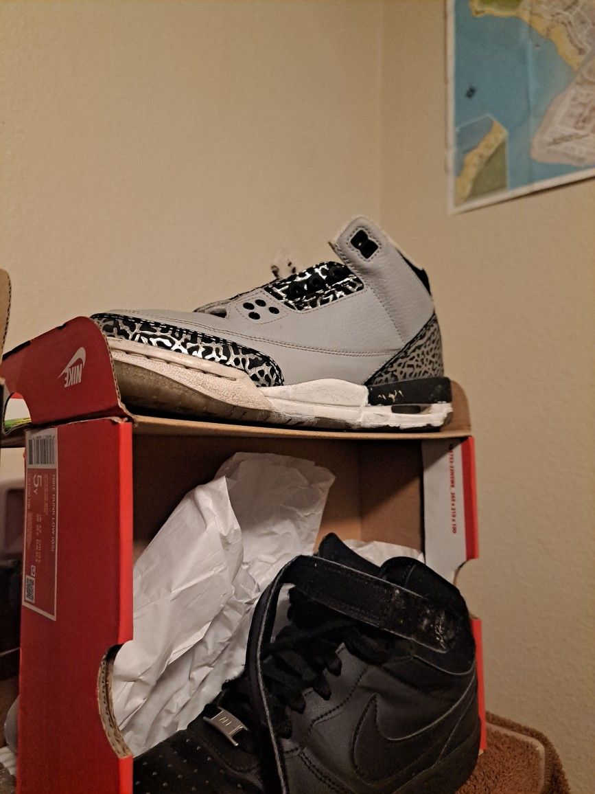 35$ Jordan 3 Size 7