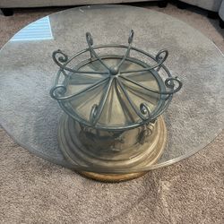 Vintage Beautiful Carousel Merry-Go-Round, Glass Top Coffee Table. Spins 