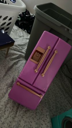 Doll fridge