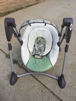 Graco battery operated swing