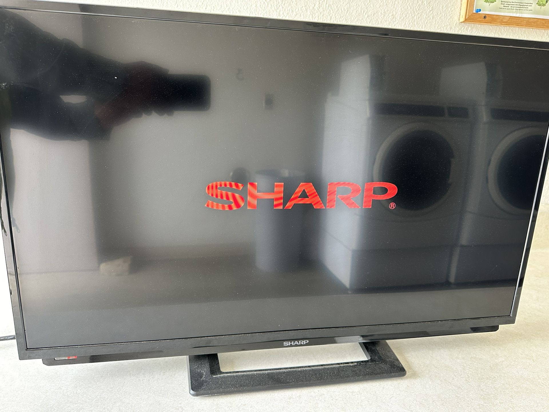 Sharp Tv 32”