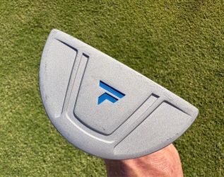 GOLF RH TOP FLITE PUTTER 35"