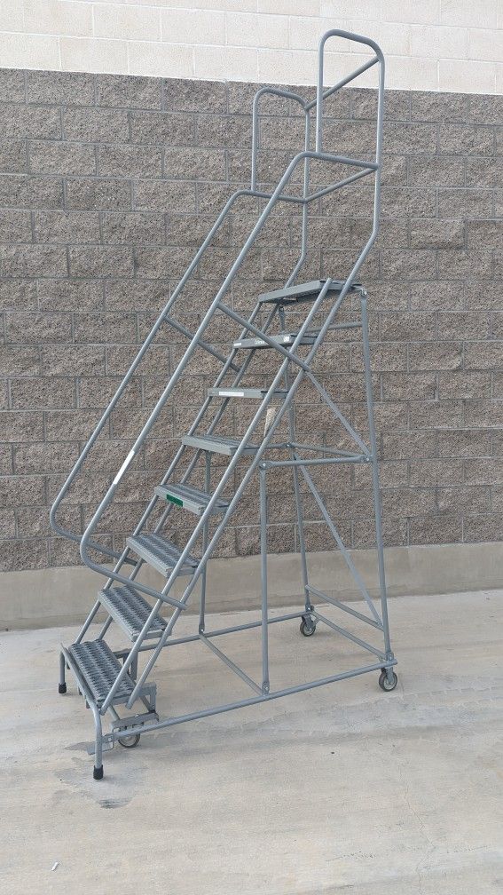 8 Step Cotterman Rolling Ladder