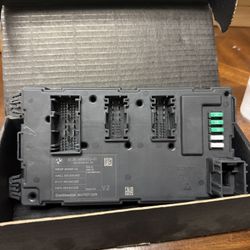 New OEM BMW Rear Electronic Module REM ((contact info removed)2