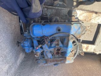 350 Pontiac engine