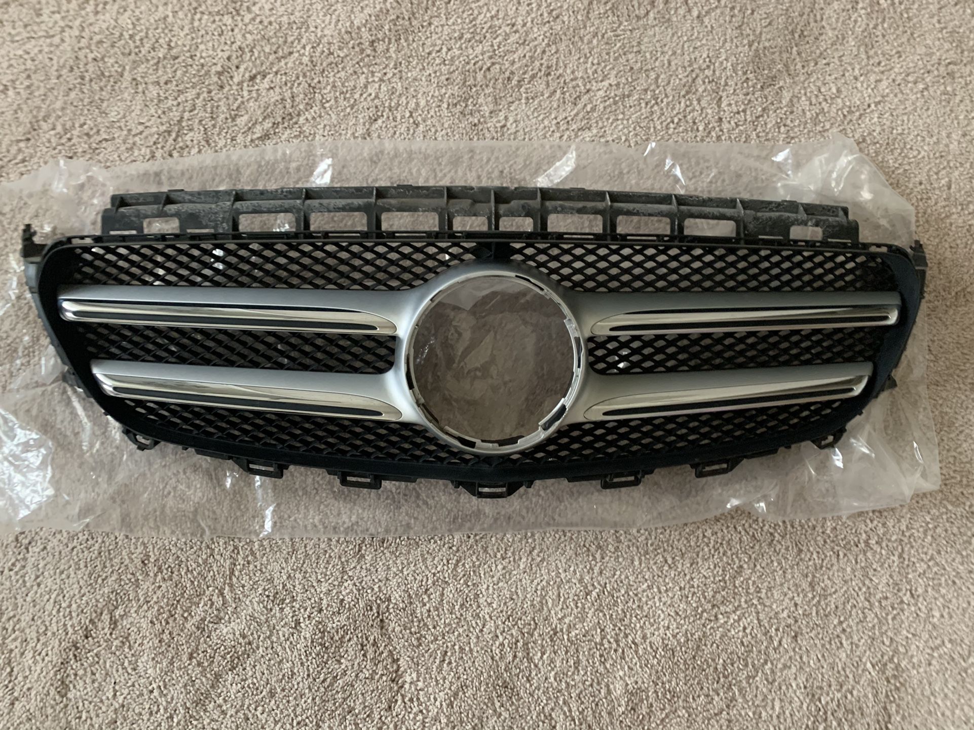 2017 Mercedes Benz Front Grill