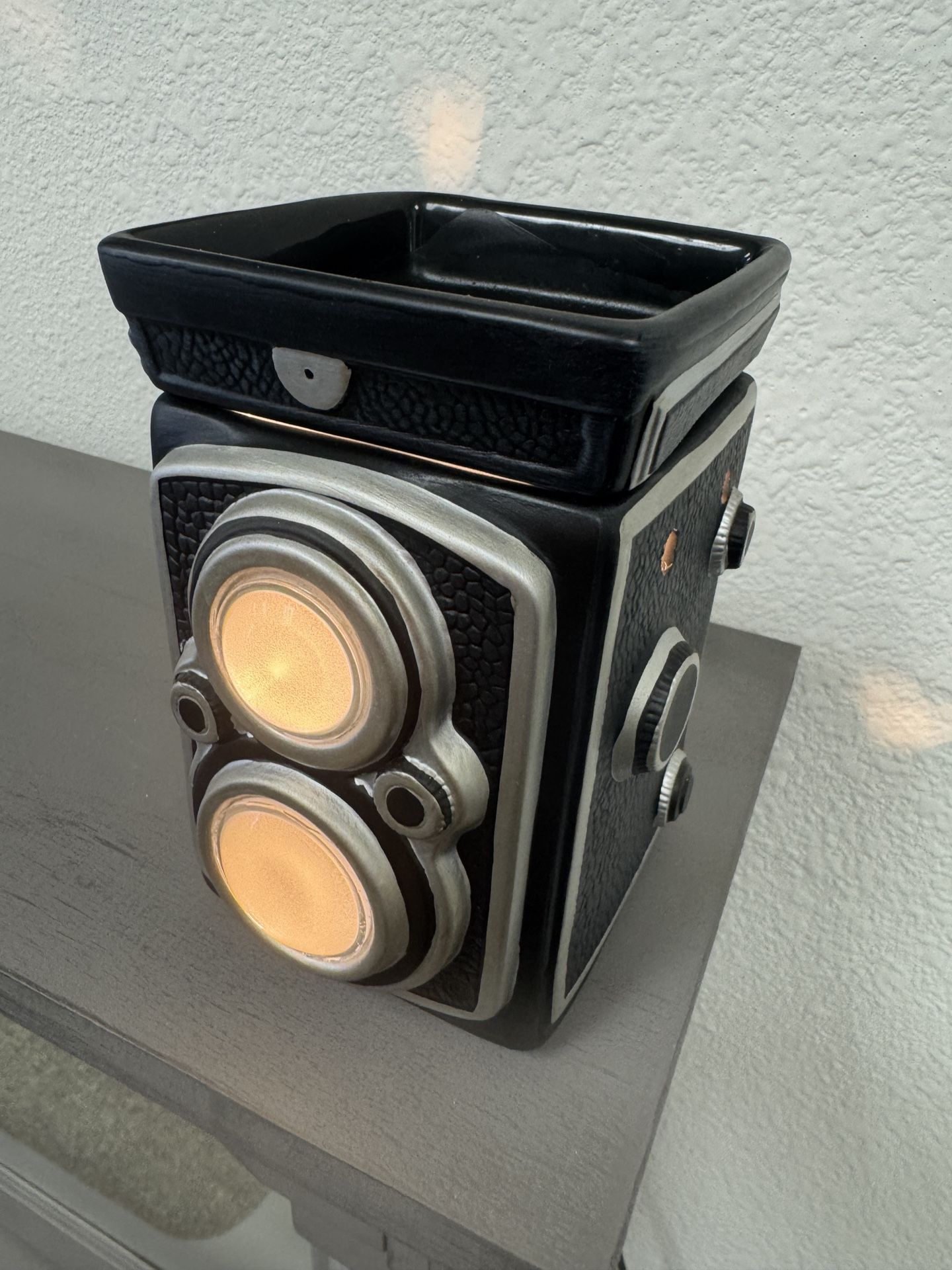 Scentsy Camera Wax Warmer