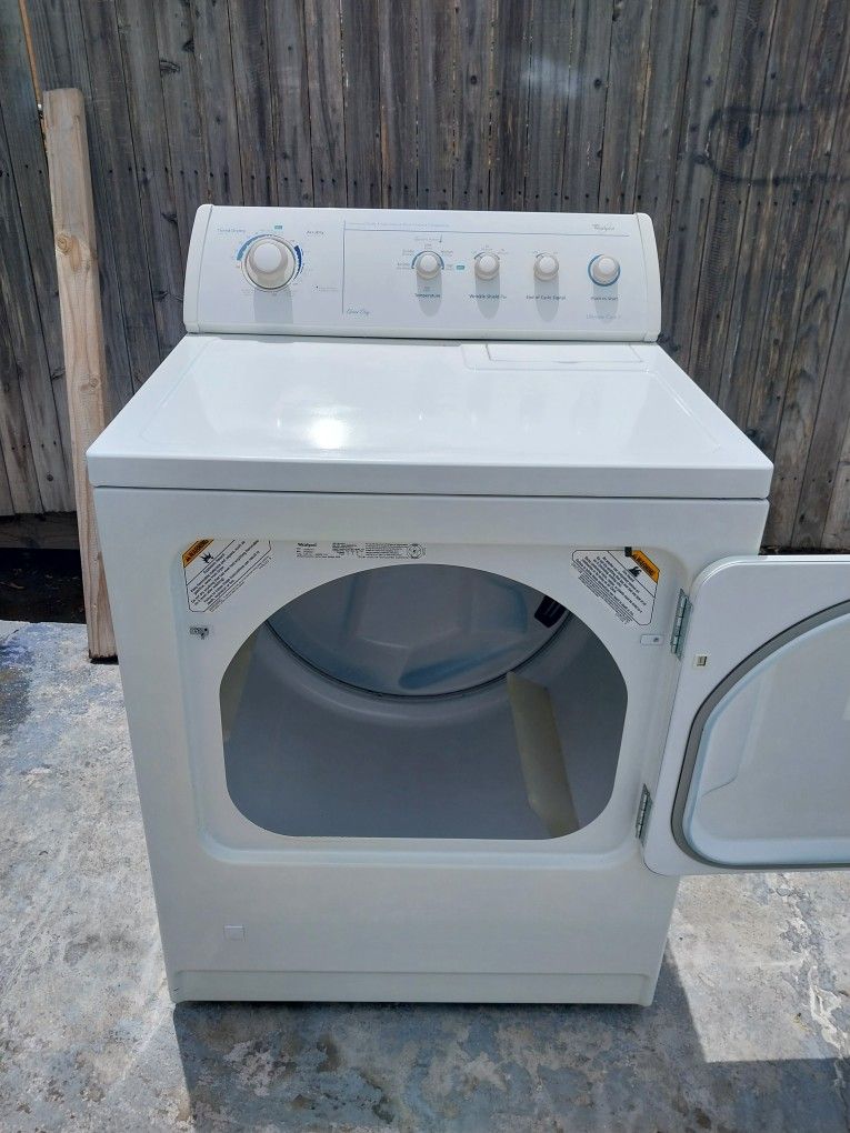 WHIRPOOL LARGE CAPACITY GAS DRYER