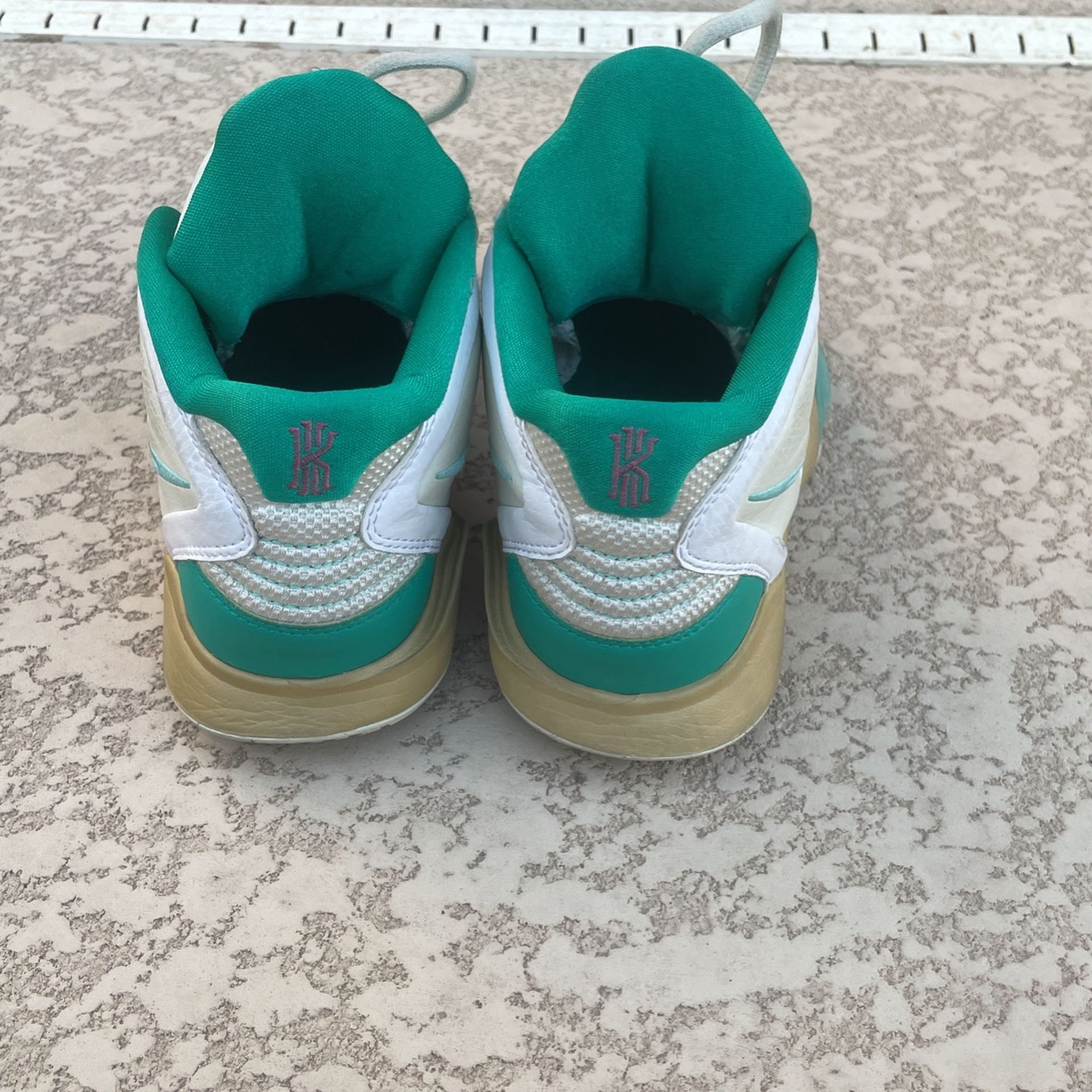 Nike Kyrie Infinity X Sue Bird Golden Tribute (Size 5) Price Can