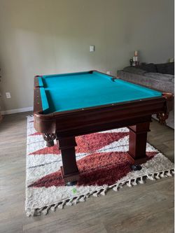 Pool table