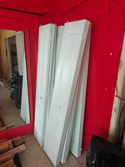 Closet doors they are new from the new home i bought