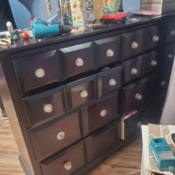8 Drawer Ashley Cherry Wood Dresser 