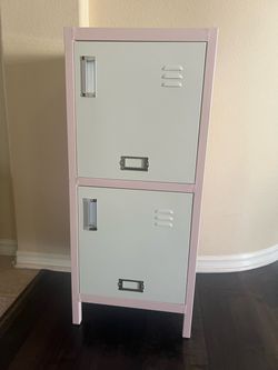 Adorable double door Locker