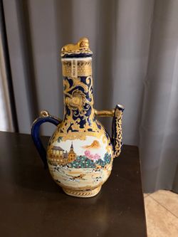 🏺 Vintage Decorative Porcelain Ewer / Pitcher – Blue & Gold
