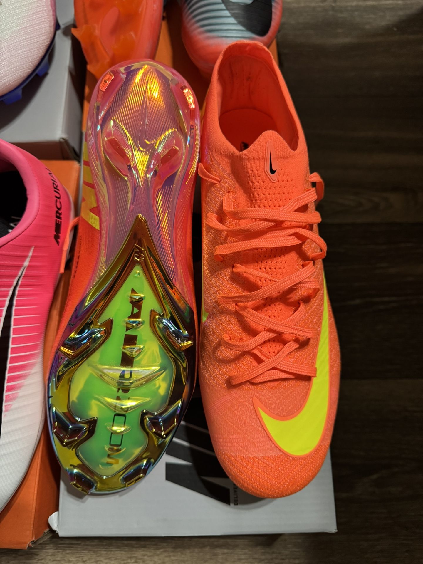 Vapor 16 Bright Mango Size 9.5