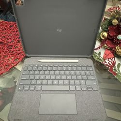Logitech Keyboard With Apple Pen 2