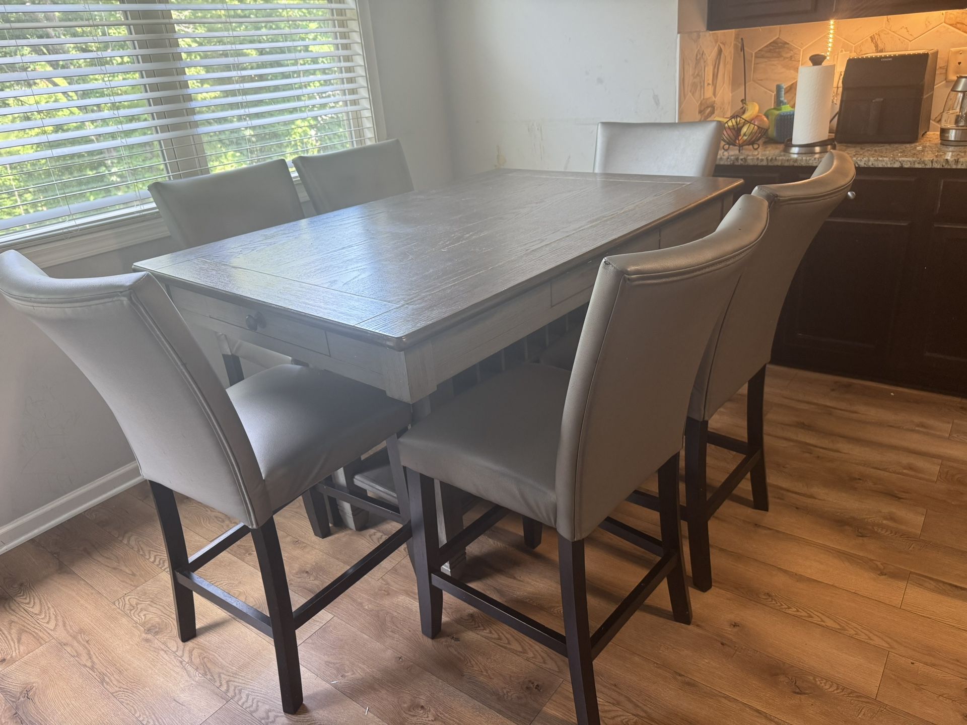 Kitchen Dining Table And Chairs