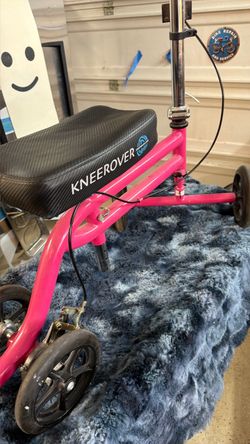 KneeRover Knee Scooter Pink