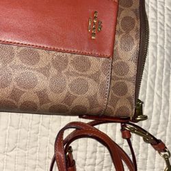 Co ach  Kitt Messenger Crossbody Bag In Colorblock Signature Canvas 4.3  Color: Brass/Tan/Rush  