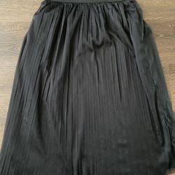 Womans Black Sheet Pleat Skirt Size Small By Petticoat Alley #8
