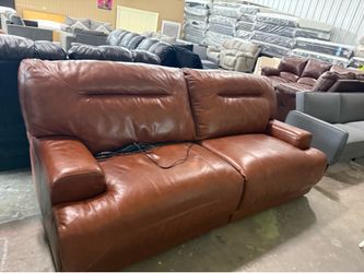 Leather electric reclaimer sofa