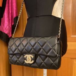 Authentic CHANEL Quilted Flip Shoulder bag 