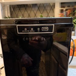 Crown FUL Portable  Ice Making Machine 