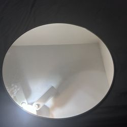 Mirror Round