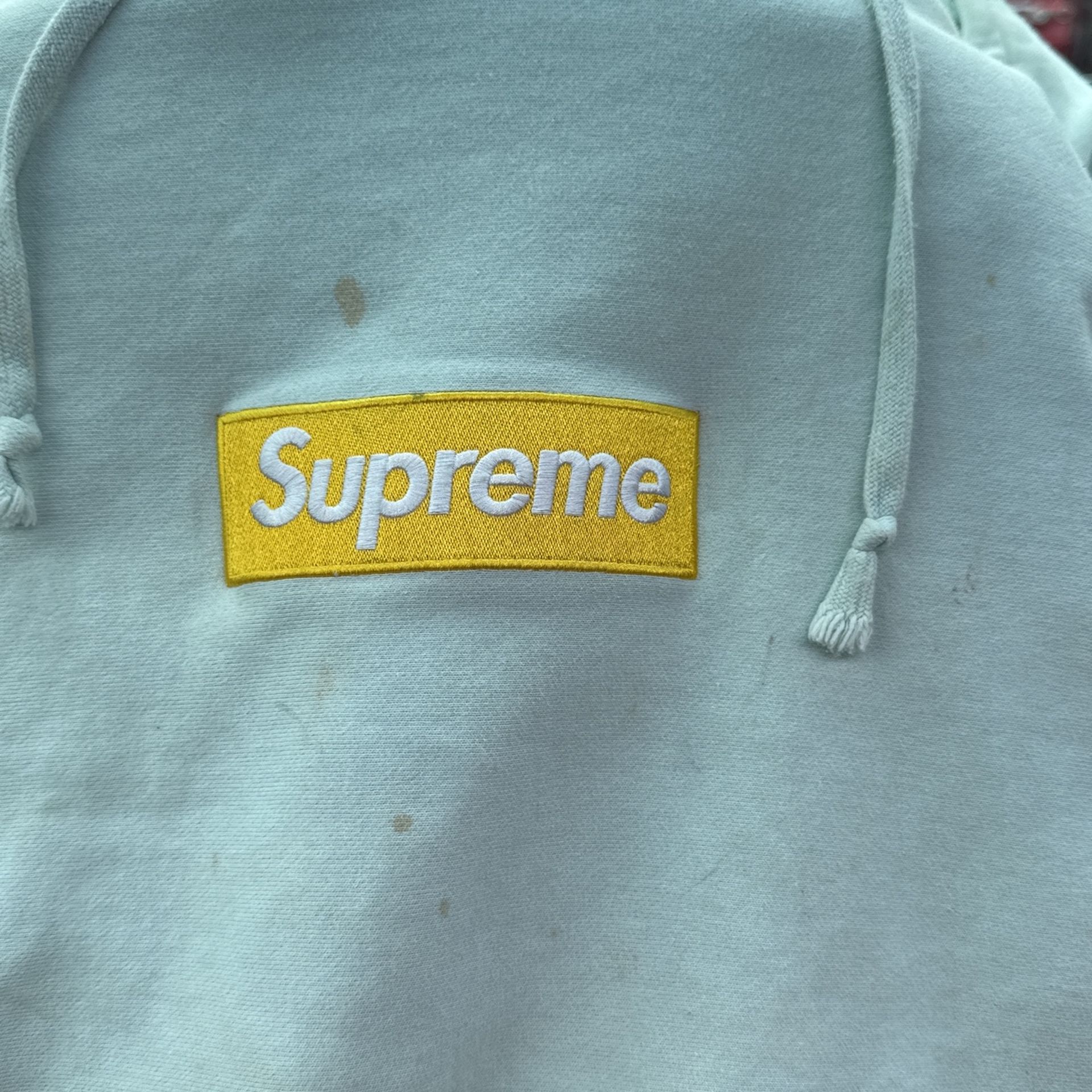 Supreme Hoodie