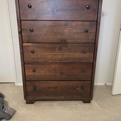 5 Drawer Dresser 