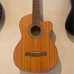 Huntington Acoustic Electric Guitar