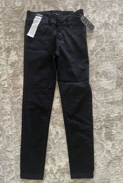 Woman’s Brand New Pants-Size 13