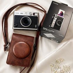 MINT Fujifilm Instax Mini Evo - Used Once! + Vintage Leather Case & Screen Protector