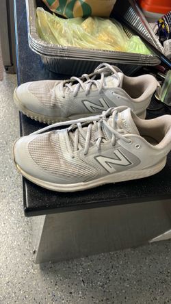 Baseball/softball turf shoes