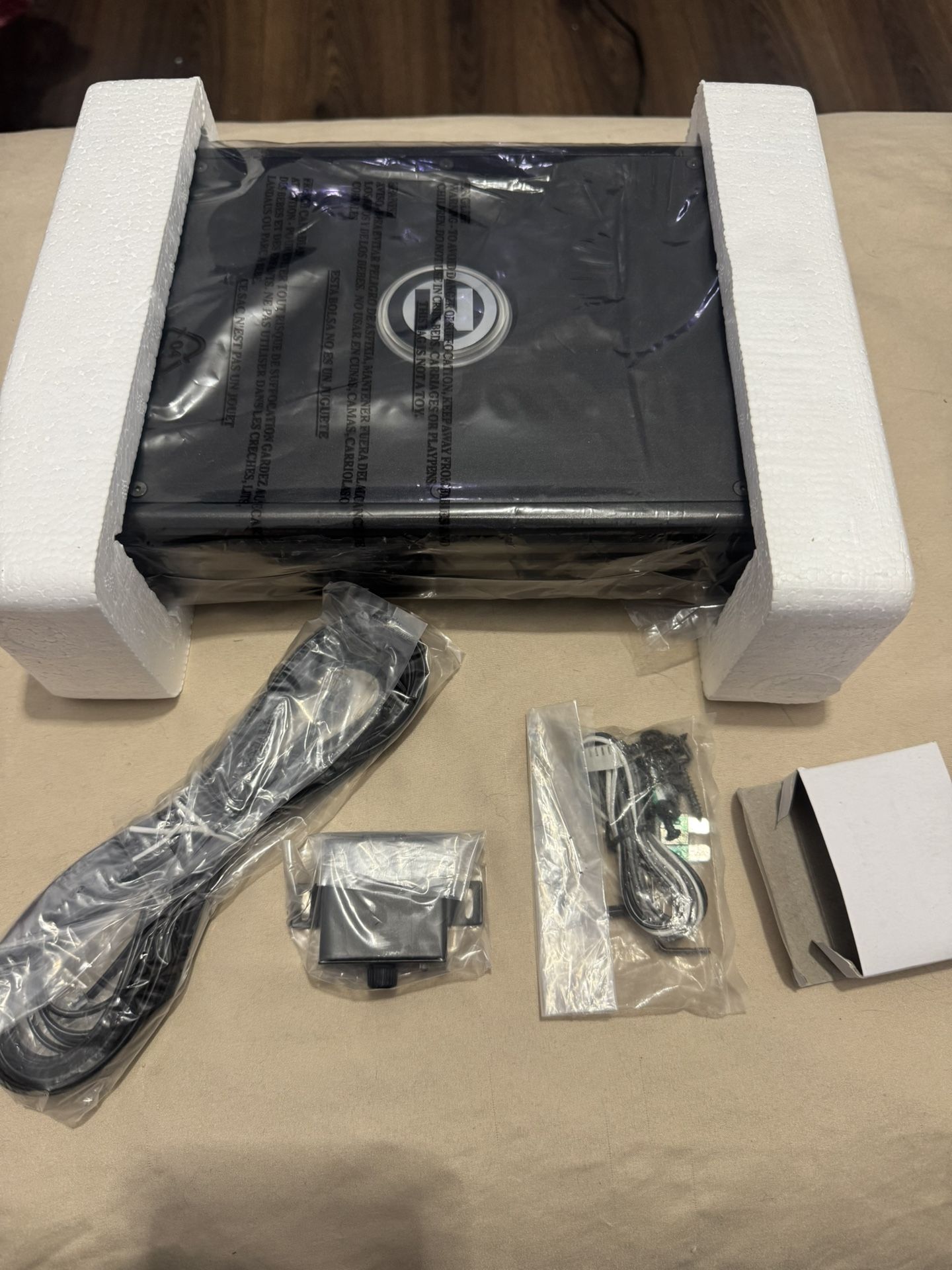 16-PRX1.500 - Memphis Monoblock 500W RMS Class D Power Reference Amplifier