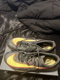 Triple jump spikes