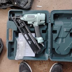 Finish Nailer Metabo HPT