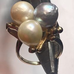 Handcrafted 14K Gold Pearl Cluster Ring – 8.8 Grams 5.75 Ring Size
