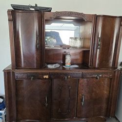 China Cabinet 