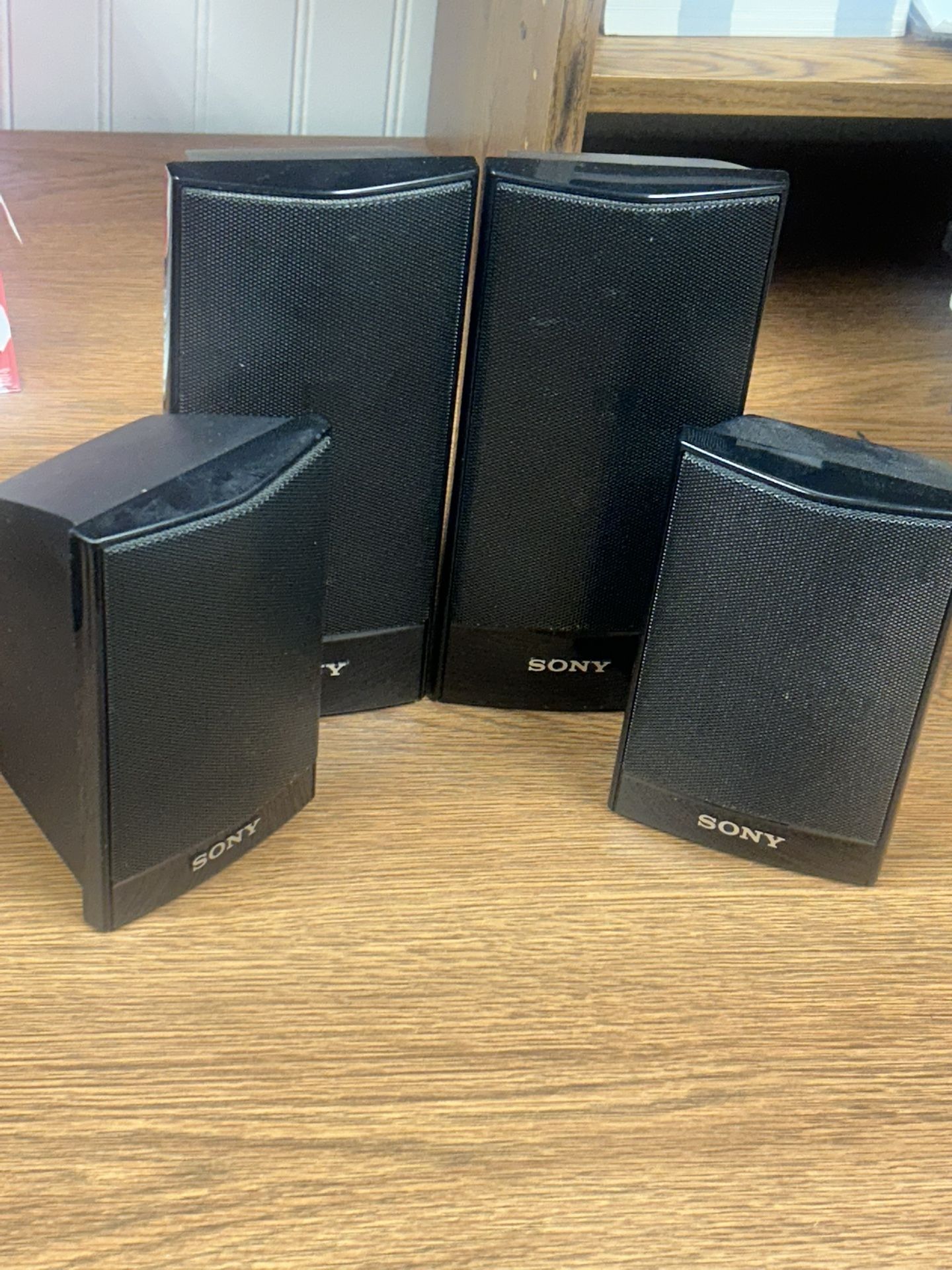 Sony Surround Sound Speakers – Set of 4