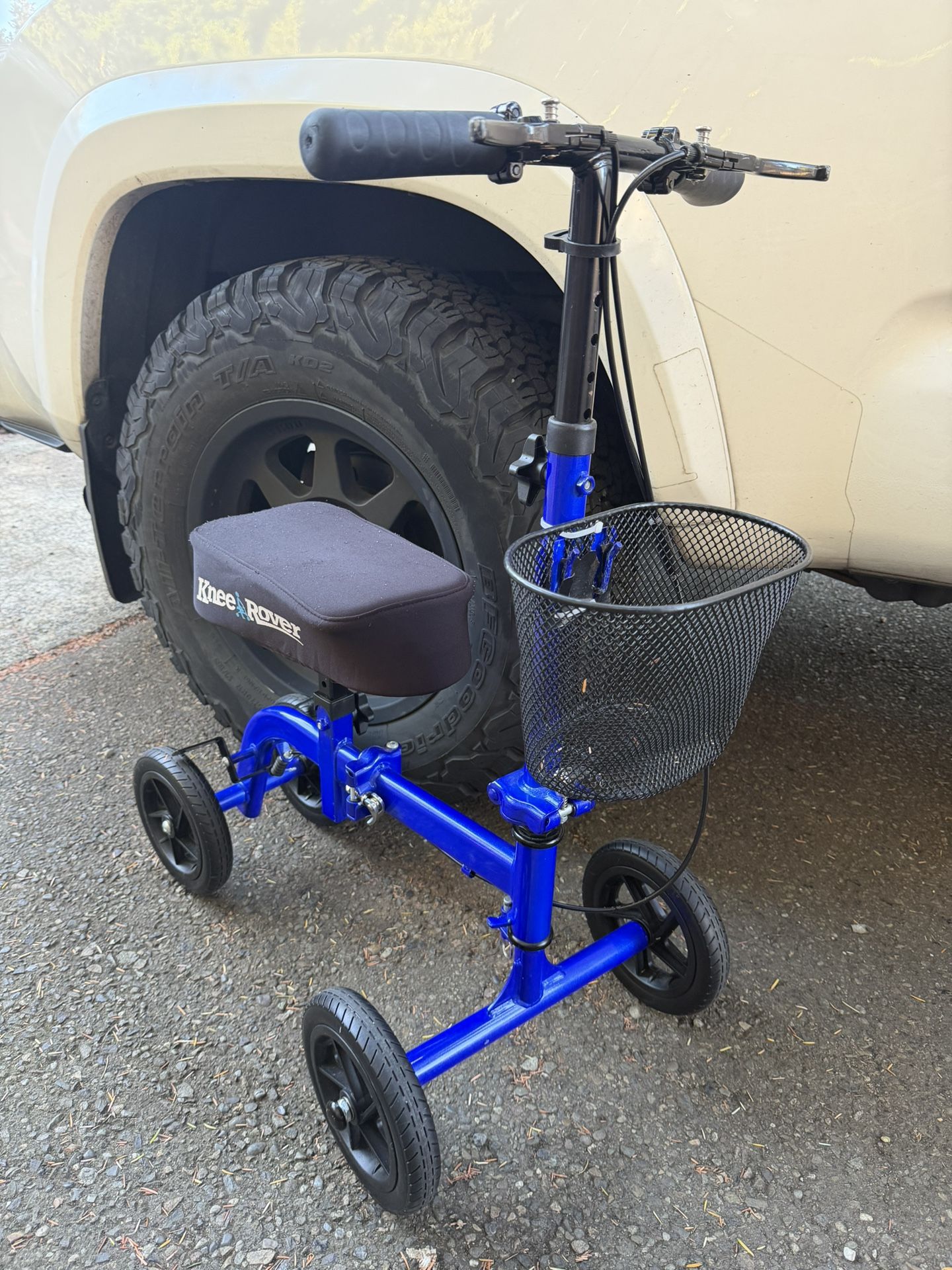 Knee Rover Knee Scooter