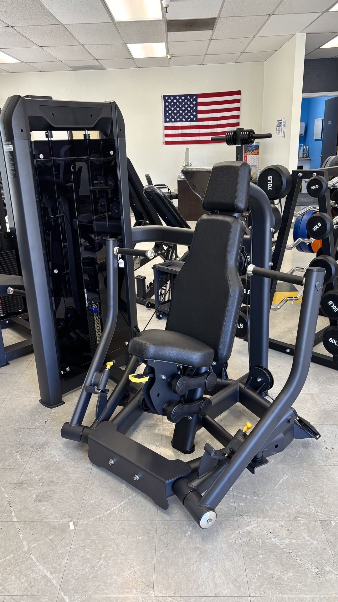 Seated Chest Press 80-05