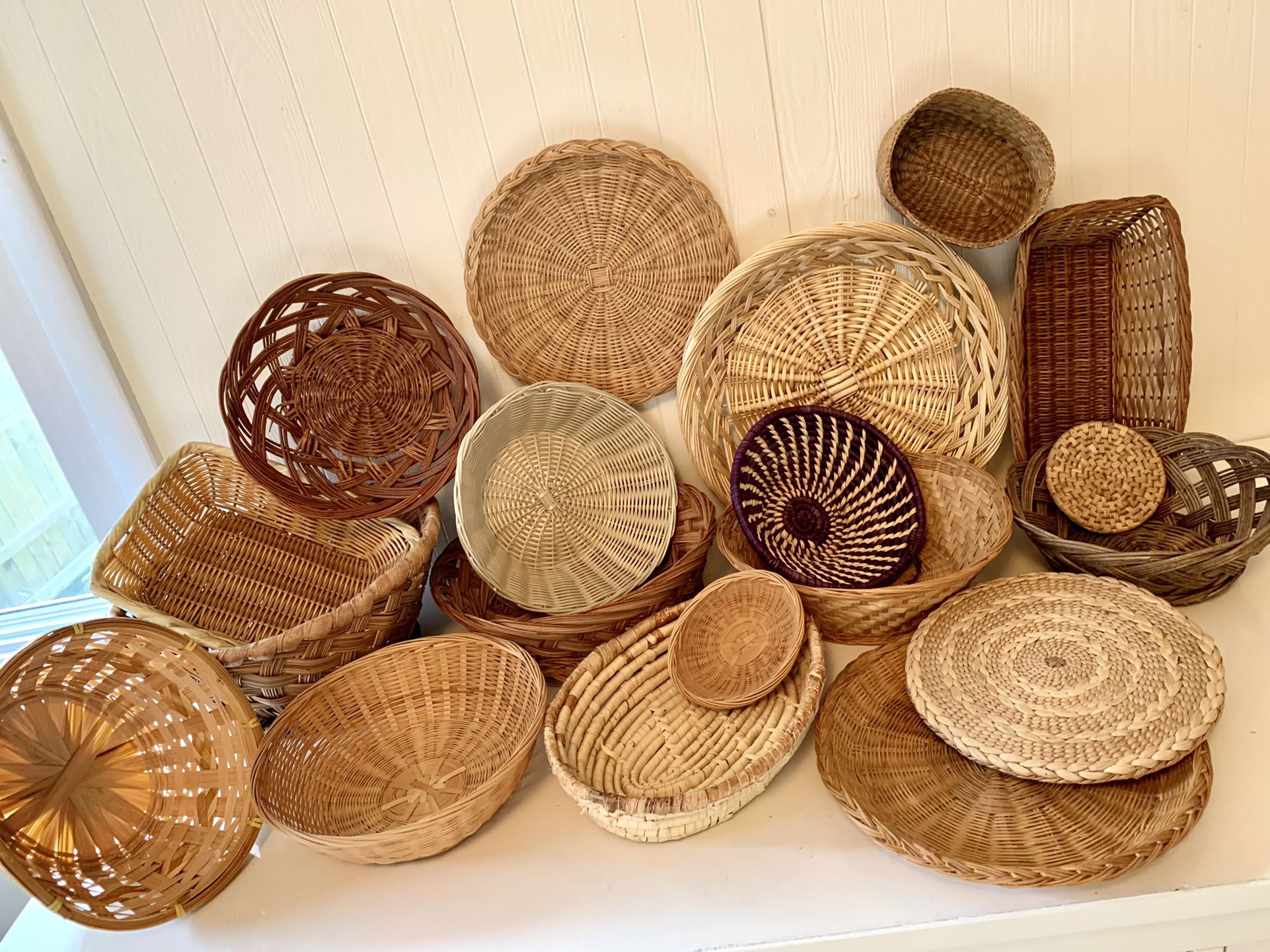 Wicker Weaved Rattan Baskets Trays Bins Hanging Wall Art Boho Decor Bohemian Chic