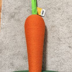 *NEW* Carrot Cat Scratching Post