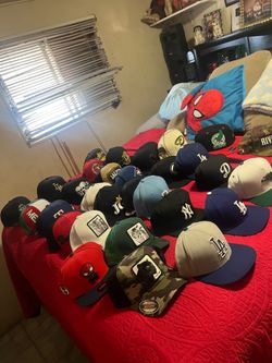 30 gorras.  $150