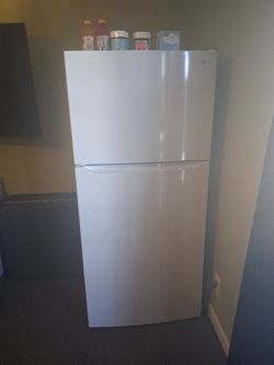 LG refrigerator